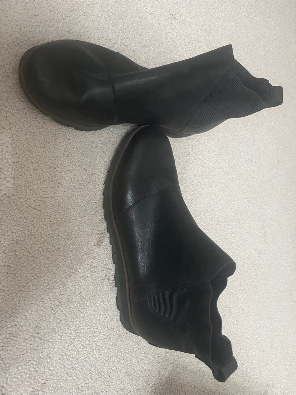 Sorel Harlow Black Slip-On Leather Boots